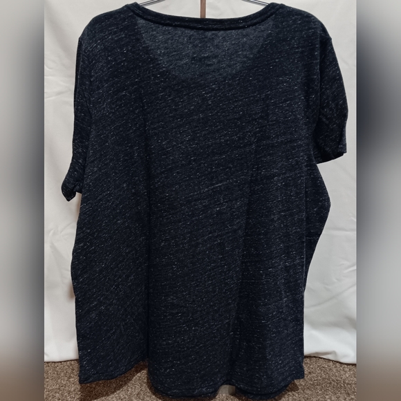 NWT Sonoma Tee Xl - Picture 2 of 2